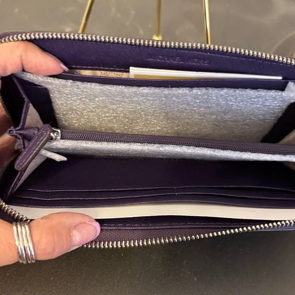 Michael Kors Deep Purple Leather Wallet NWT - Picture 7 of 8